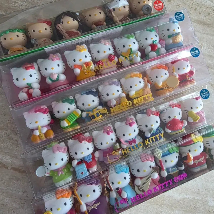 [BUNJANG] Hello Kitty Classic Caveman and Others Set / 헬로키티 고전 원시인 등등