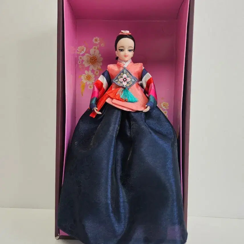 [BUNJANG] Sonokong Yeonji Doll Color Costume 2 / 연지인형 색동 아씨2