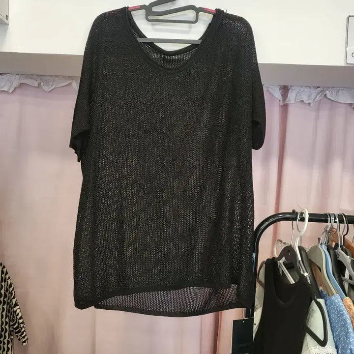 [SOLD OUT] 블랙 메쉬 브이넥 반팔 니트