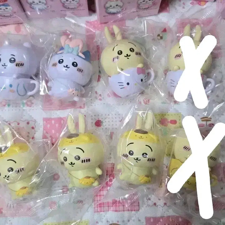 [BUNJANG] Sanrio Collaboration "Friends on the Cup" Figure Set / 산리오 먼작귀 콜라보 컵 위의 친구들 피규어