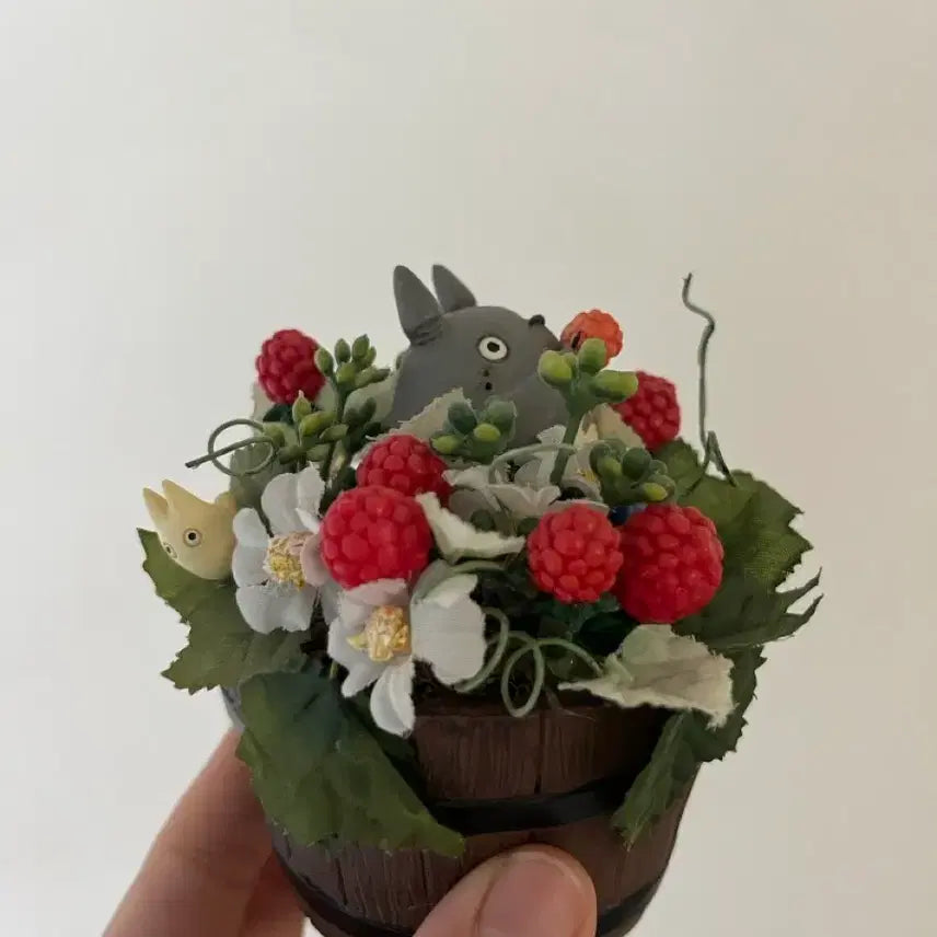 [BUNJANG] Studio Ghibli My Neighbor Totoro Four Seasons Diorama Winter Version (Box Not Included) / 지브리) 이웃집 토토로 사계절 디오라마 겨울(박스X)