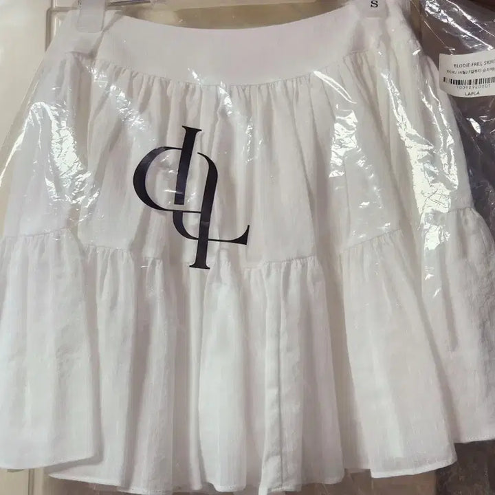 [BUNJANG] Lapla Elodie Frill Skirt (New with Tags) / (새상품) 라플라 엘로디 프릴 스커트 S