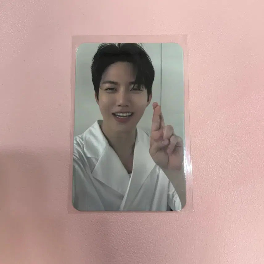 [BUNJANG] DAY6 The Decade Seven Eleven POB Photocard Dowoon / 데이식스 더데케이드 세븐일레븐 미공포 특전 포카 도운