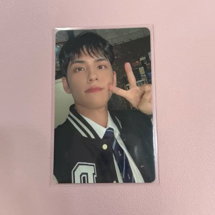 [BUNJANG] DAY6 Mission 9 Pop-up Store 40,000 KRW Purchase Benefit Wonpil Photocard / 데이식스 미션나인 팝업스토어 4만원 구매 특전 포카 원필