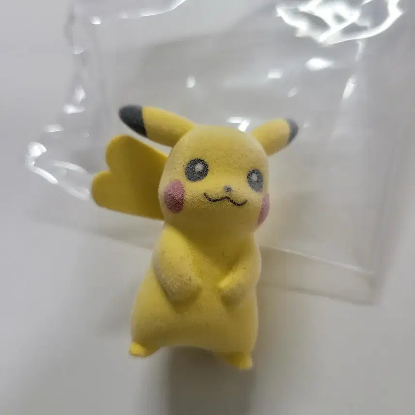 [BUNJANG] Pokemon Pikachu Figure / Proki Doll Gacha / 포켓몬스터 피카츄 피규어 프로키인형 가챠