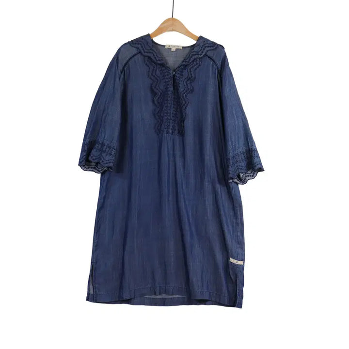 [SOLD OUT] Thursday Island 자수 데님 원피스 S 인디고 레이스원피스