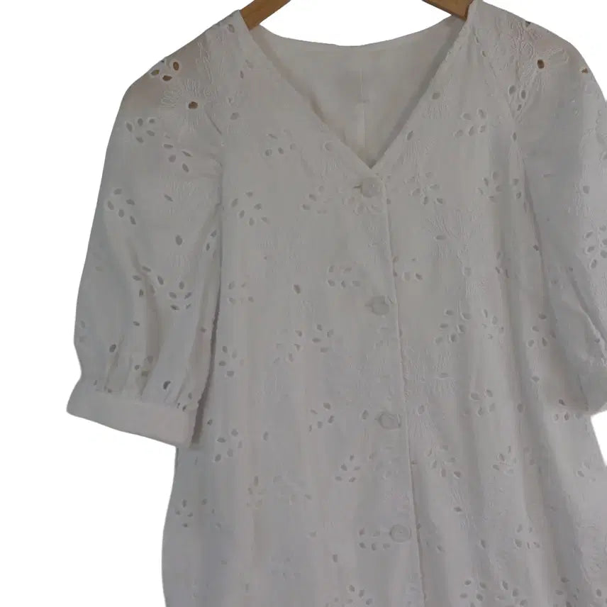 [BUNJANG] EUDON CHOI Embroidered Lace Long Dress / EUDON CHOI 화이트 자수 레이스 원피스 55 펀칭 롱원피스