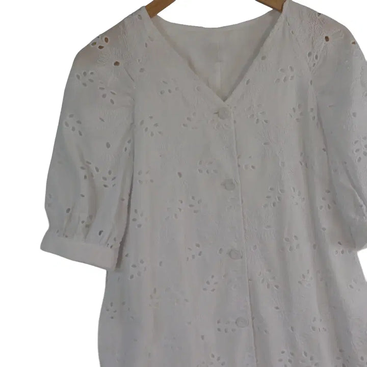 [BUNJANG] EUDON CHOI Embroidered Lace Long Dress / EUDON CHOI 화이트 자수 레이스 원피스 55 펀칭 롱원피스