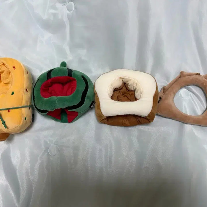 [BUNJANG] Day6 Dannimals Doll Outfit Bundle Set / [일괄] 데이식스 day6 데니멀즈 인형 옷 부산 광주 대전 대구