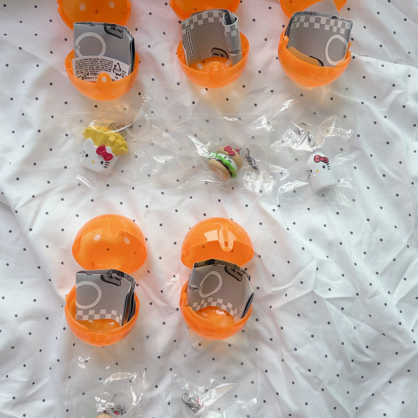 [BUNJANG] Sanrio Hello Kitty American Style French Fries Hamburger Milk Gachapon Keychain (Sealed) / [미개봉] 키티 메지루시 아메리칸 스타일 디자인 감자튀김 햄버거 피규어