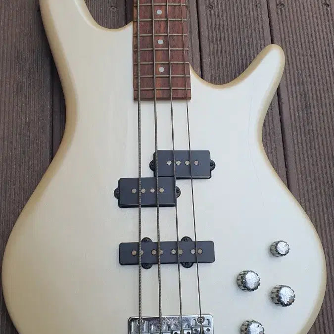 [BUNJANG] Ibanez GSR200 Bass Guitar / 아이바네즈 베이스기타 GSR200 연습용 상태양호 
