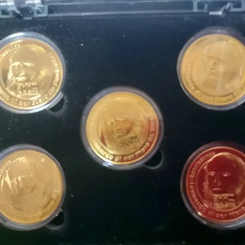 [BUNJANG] Leonardo da Vinci Masterpiece Commemorative Coin Set / 레오나르도 다빈치 작품 기념 주화 세트