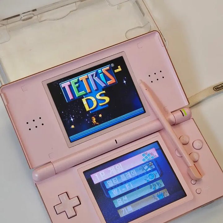 [SOLD OUT] 닌텐도 DS Lite 노블 핑크(정발+ 칩 + 펜 + 스트랩 + 케이스)