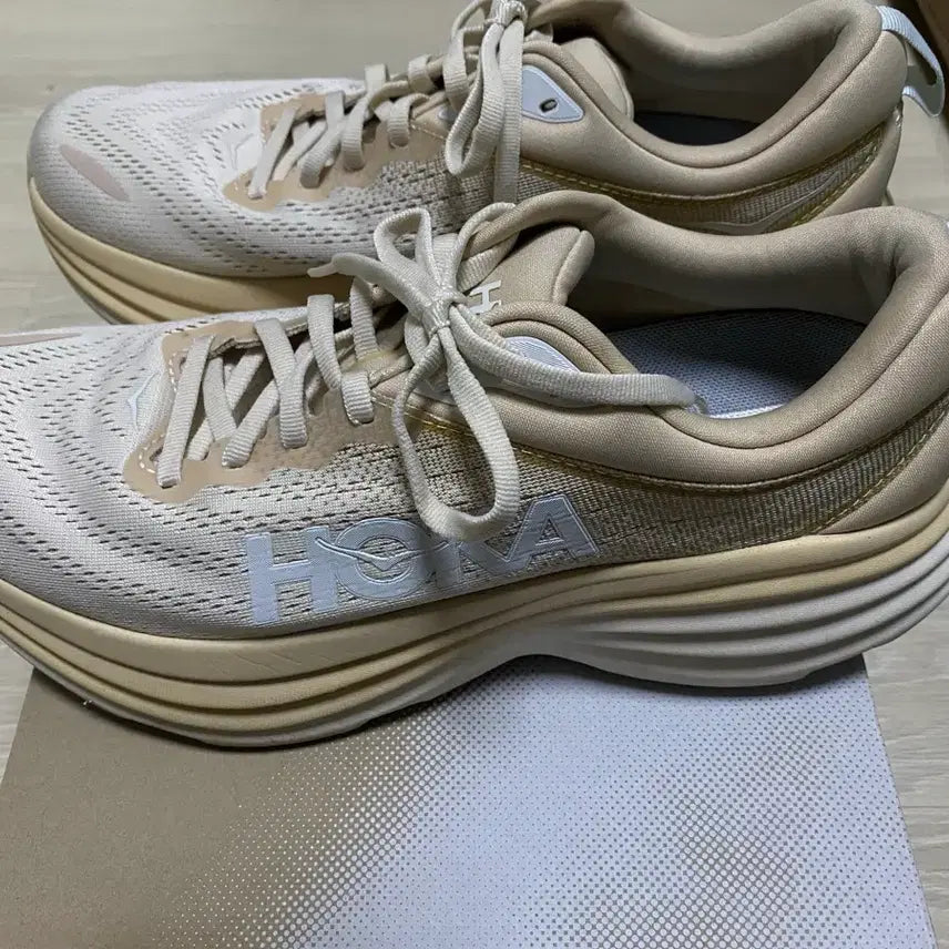 [BUNJANG] Hoka Bondi 8 Shifting Sand / 호카 본디8 270