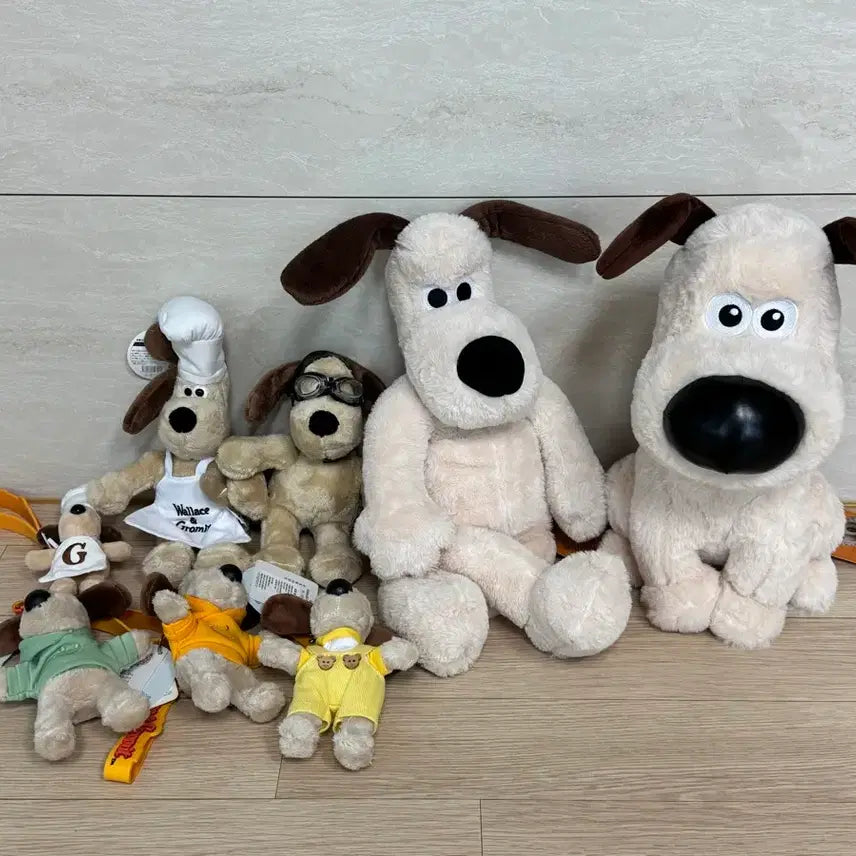 [BUNJANG] Gromit 8-Piece Bundle Set Plush Toys / 그로밋) 8개 그로밋 일괄 판매