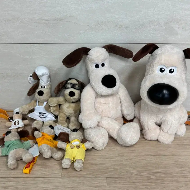 [BUNJANG] Gromit 8-Piece Bundle Set Plush Toys / 그로밋) 8개 그로밋 일괄 판매