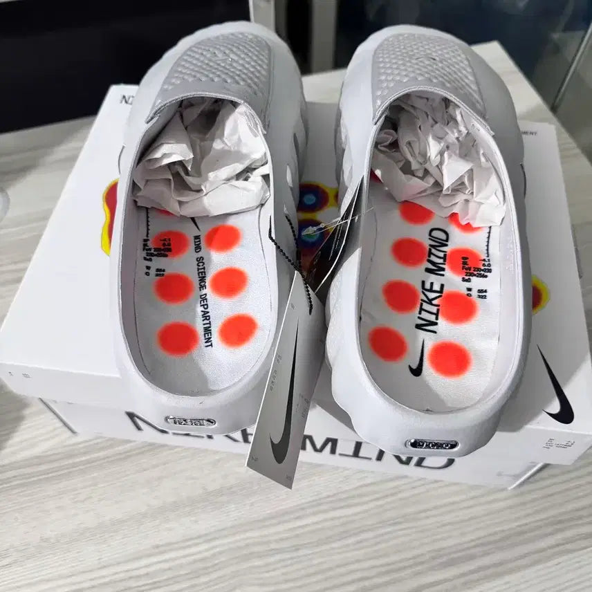 [BUNJANG] Nike Mind 001 Light Smoke Grey Chrome Sneakers (285mm) / 나이키 마인드 001 라이트 스모크 그레이 크롬 285MM