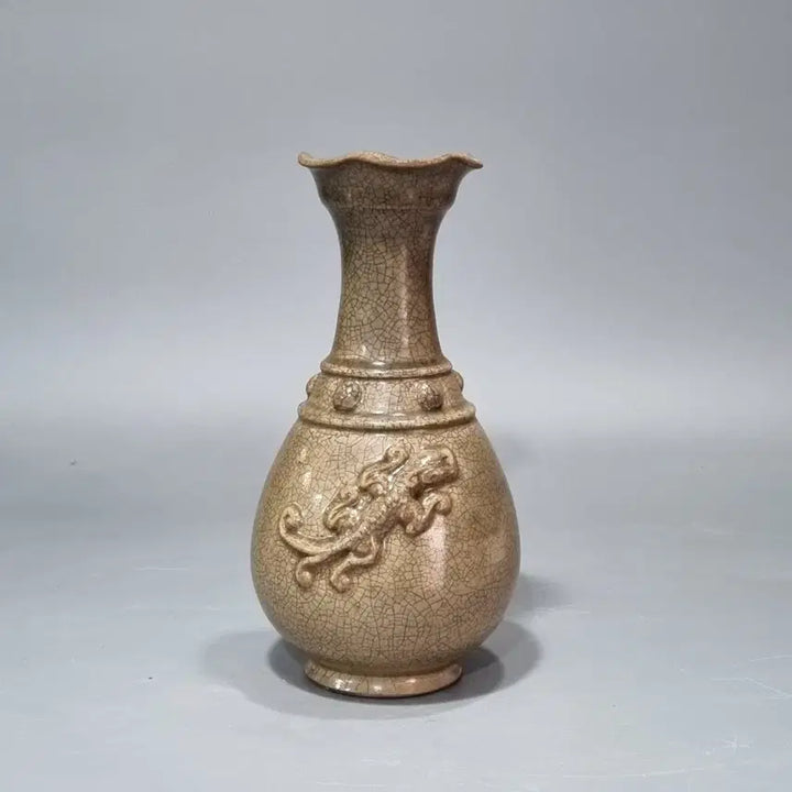 [BUNJANG] Guanyao Celadon Crackle Glaze Dragon Motif Vase / 관요 빙렬 첩반룡화구 옥호춘병. 고23.5