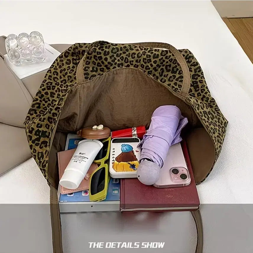 [BUNJANG] Leopard Print Reversible Shoulder Bag / 레오파드 패턴 양면 숄더백(새상품)