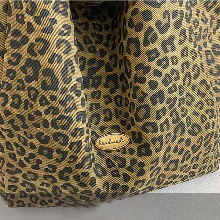 [BUNJANG] Leopard Print Reversible Shoulder Bag / 레오파드 패턴 양면 숄더백(새상품)