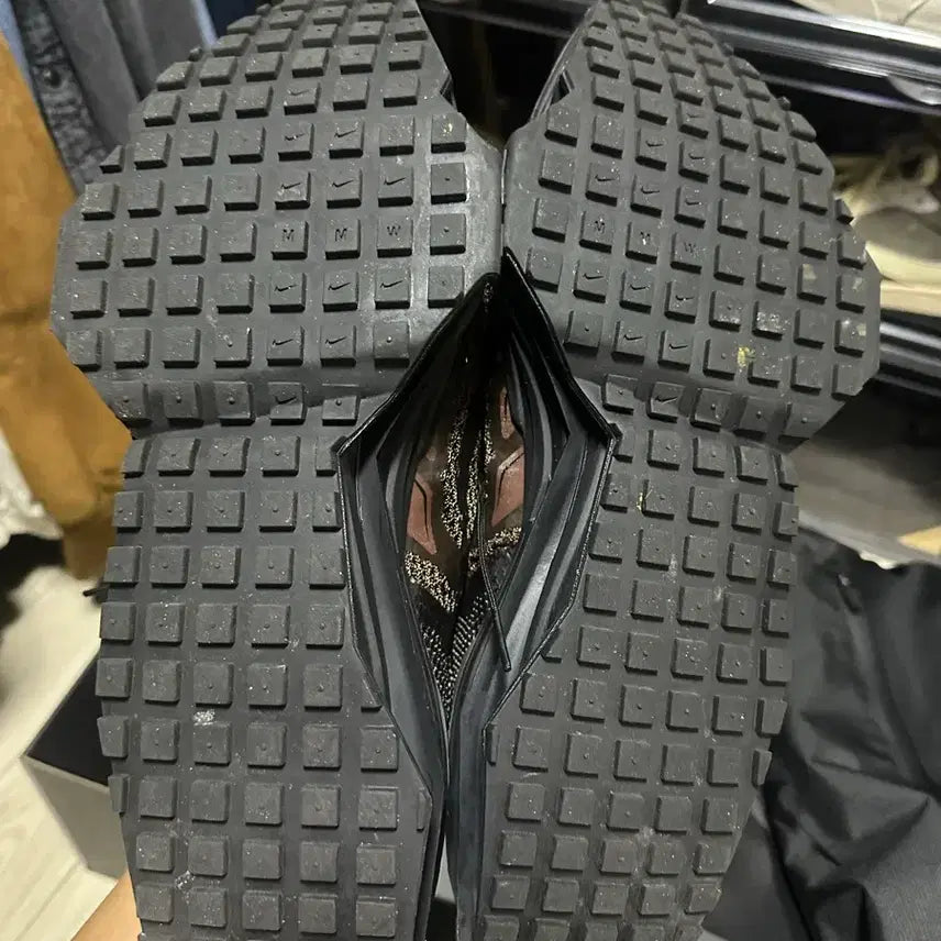 [BUNJANG] Nike Zoom MMW 4 Brown Sneakers (285mm) / 나이키 줌 MMW 4 브라운 285mm