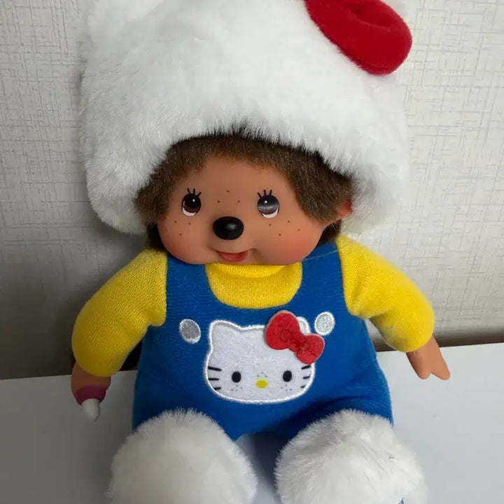[BUNJANG] Monchhichi x Hello Kitty Collaboration Figure (New) / 몬치치 키티(새상품)