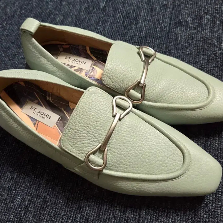 [SOLD OUT] 세인트 존 블루라벨 민트 로퍼 225