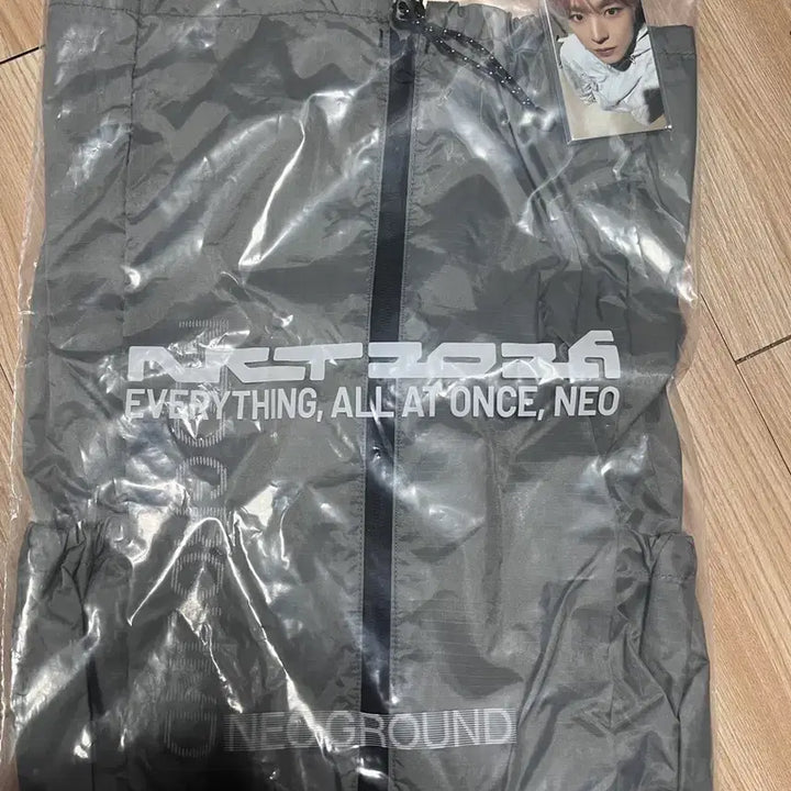 [BUNJANG] NCT Neo Ground Pop-up Backpack Photocard Yushi / 미개봉 현물) NCT 네오그라운드 팝업 백팩) 유우시