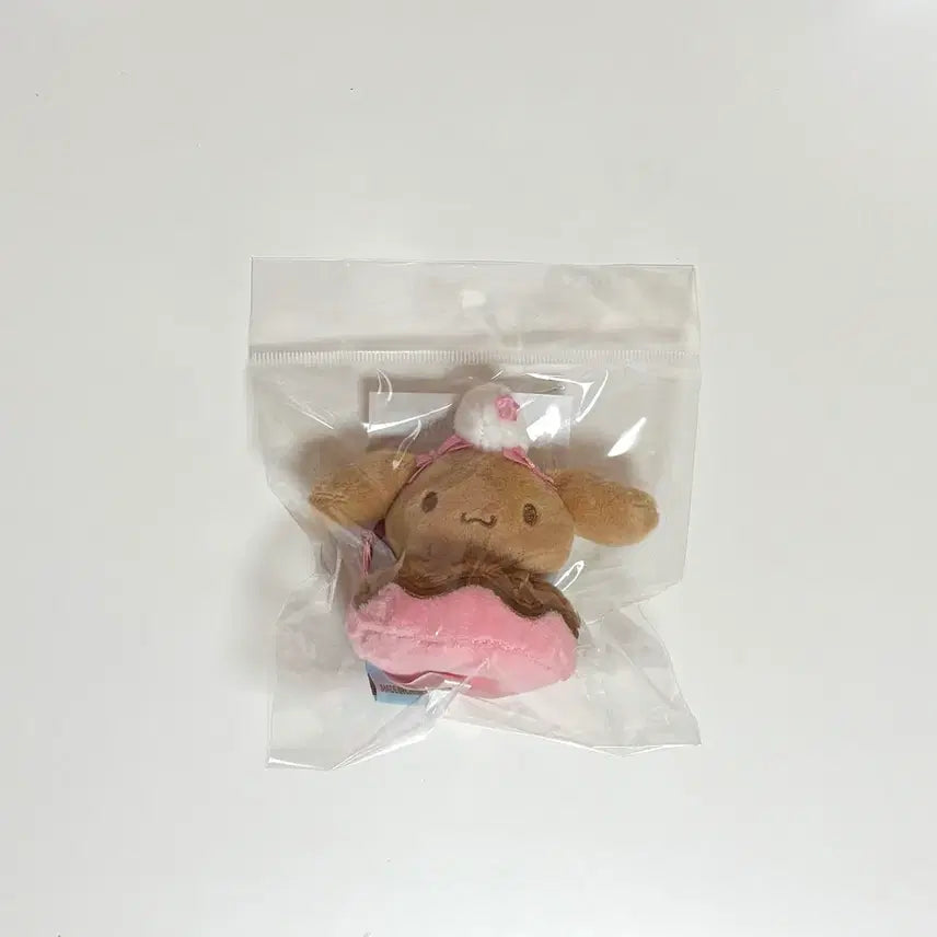 [BUNJANG] Sanrio Cinnamoroll Sweet Cafe Mocha Donut Charm Plush Doll / 산리오 시나모롤 스위트카페 모카 도넛 도너츠 키링 인형