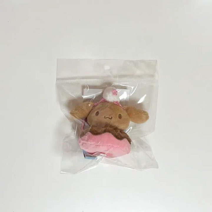 [BUNJANG] Sanrio Cinnamoroll Sweet Cafe Mocha Donut Charm Plush Doll / 산리오 시나모롤 스위트카페 모카 도넛 도너츠 키링 인형