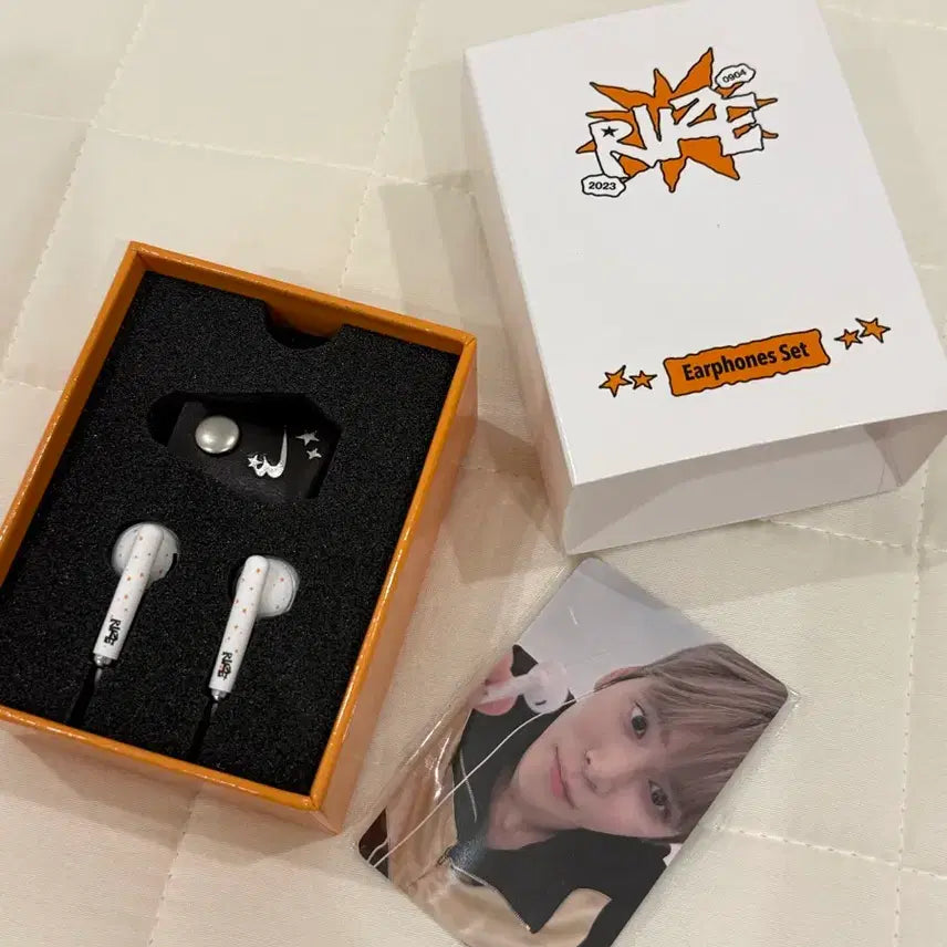 [BUNJANG] RIIZE Sungchan 2nd Anniversary MD Earphones / 라이즈 2주년 MD 은석 이어폰 양도합니다 !
