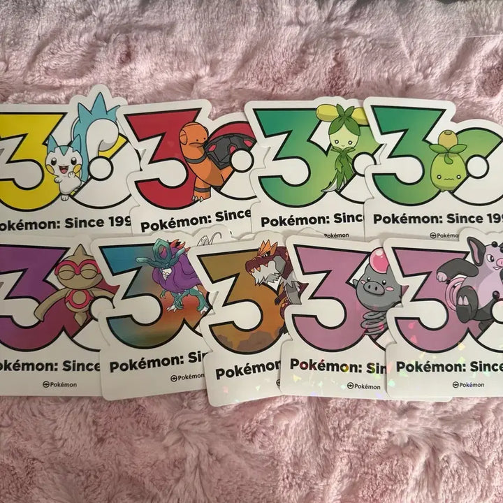 [SOLD OUT] 포켓몬스터 30주년 로고 스티커 파치리스+8장