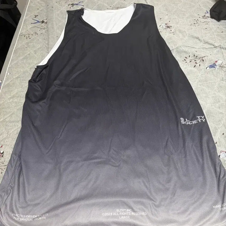[SOLD OUT] 솔티 소사이어티 양면져지 L