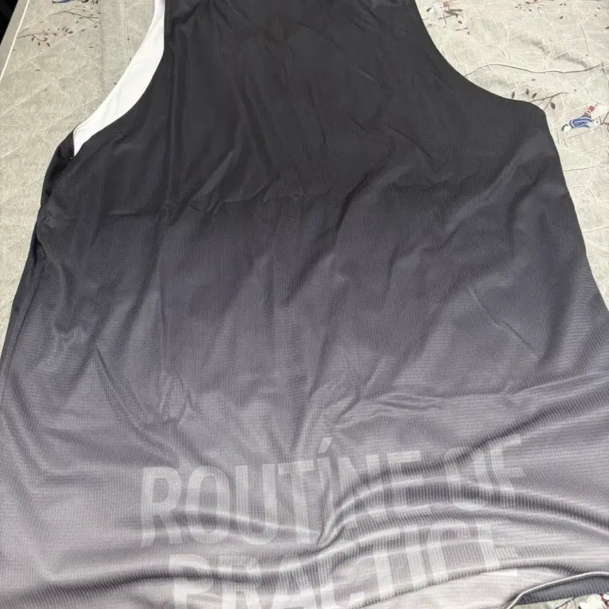 [SOLD OUT] 솔티 소사이어티 양면져지 L