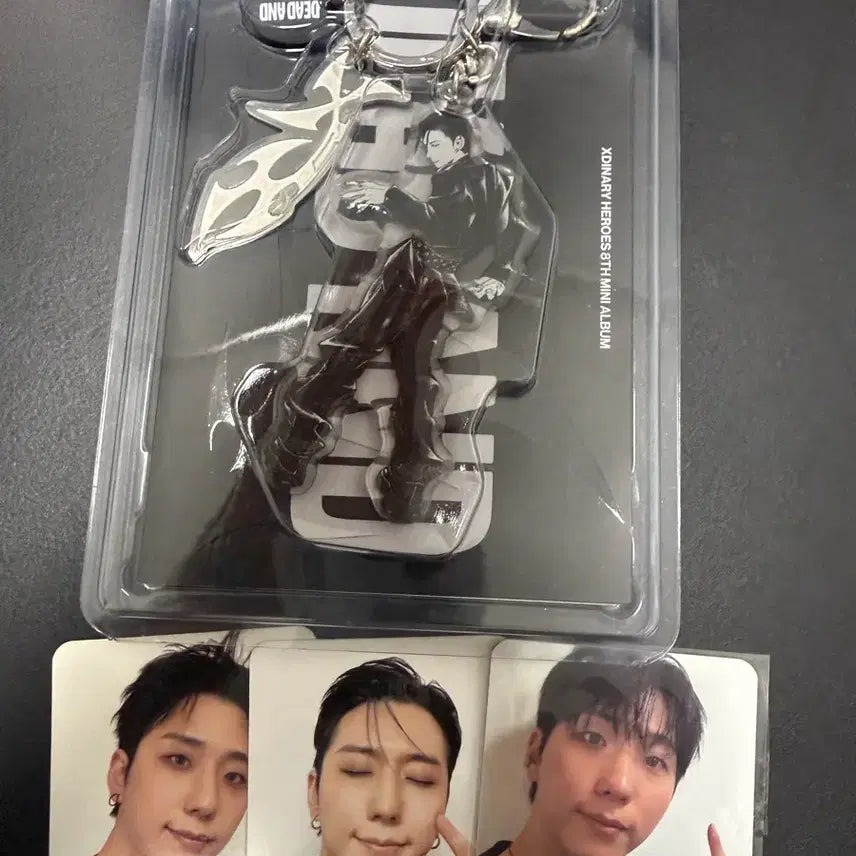 [BUNJANG] XODIAC Mini Album Vol. 8 Keyring Version (Geonil) / 엑디즈 미니 8집 키링 앨범(건일ver)