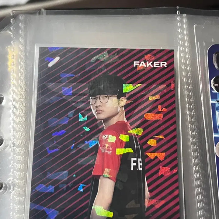 [BUNJANG] T1 Faker 2022 Hologram Photocard / 2022 서머 홀로그램 T1 페이커 포토카드 양도합니다!