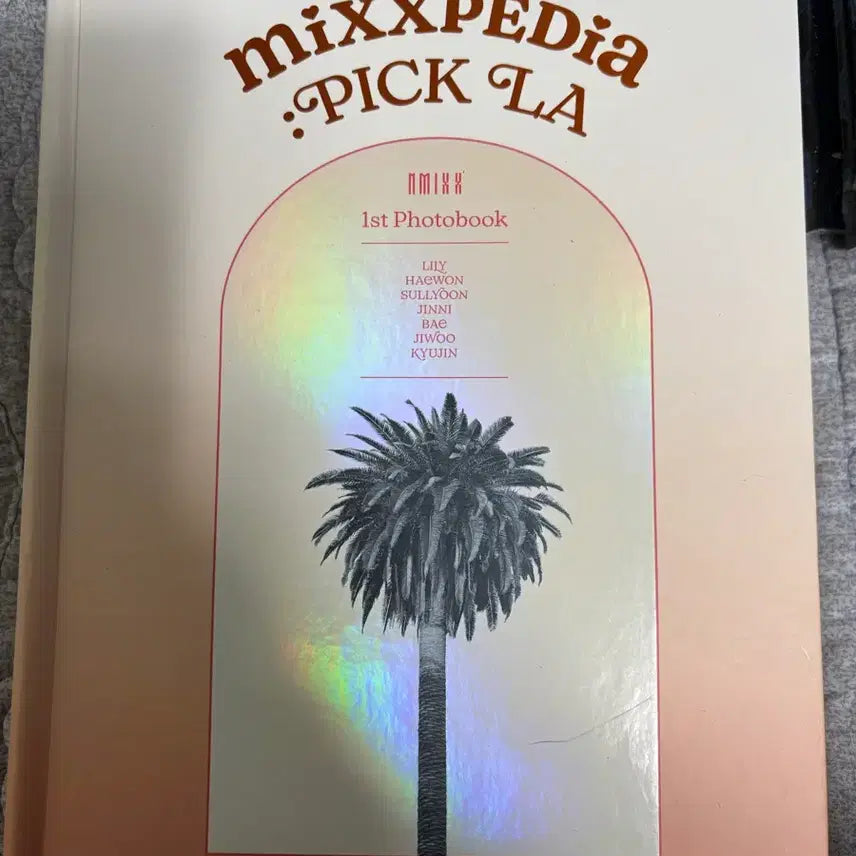 [BUNJANG] NMIXX LA Photobook / 엔믹스 LA 포토북 팝니다