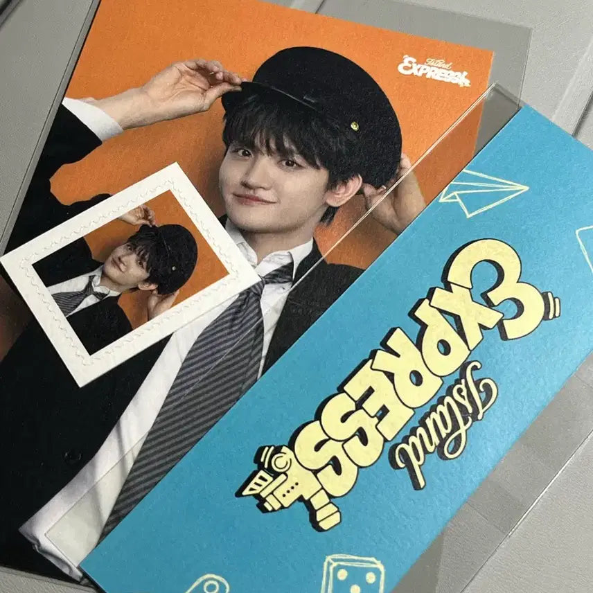 [BUNJANG] Lucy The Hyundai Jo Won Sang Postcard Stamp Set + Bookmark Bundle Set / 루시 더현대 조원상 엽서 우표 세트 + 북마크 일괄 양도