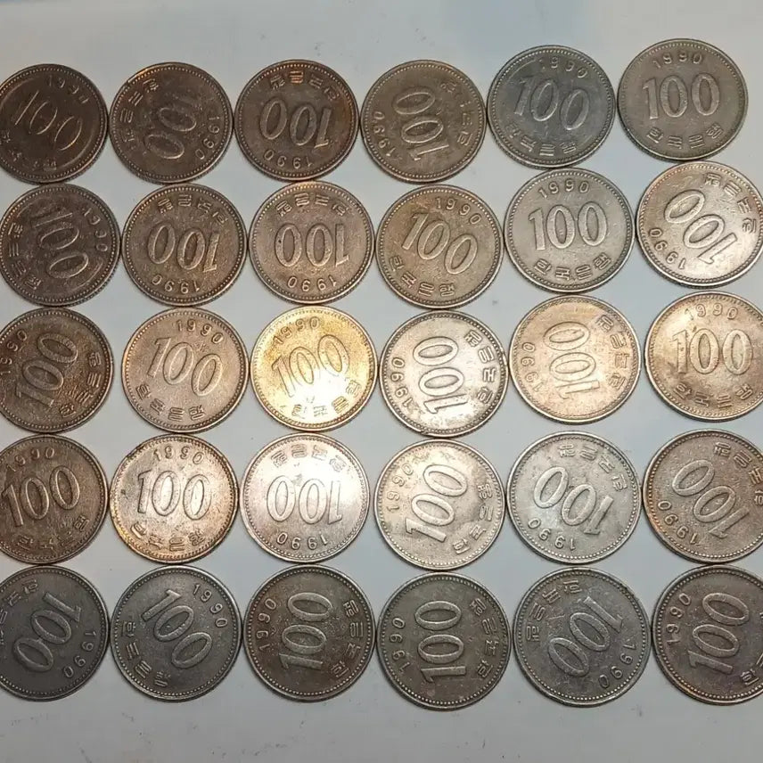 [BUNJANG] 1990 South Korean 100 Won Coins - Bundle of 30 / 100원 동전 1990년 30개 일괄