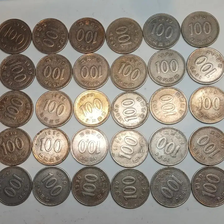 [BUNJANG] 1990 South Korean 100 Won Coins - Bundle of 30 / 100원 동전 1990년 30개 일괄