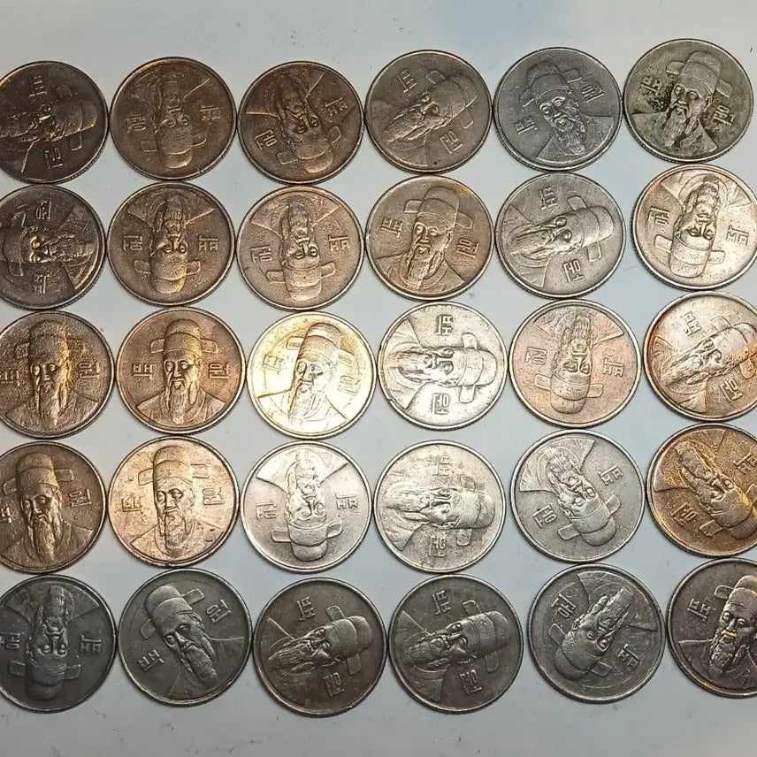 [BUNJANG] 1990 South Korean 100 Won Coins - Bundle of 30 / 100원 동전 1990년 30개 일괄