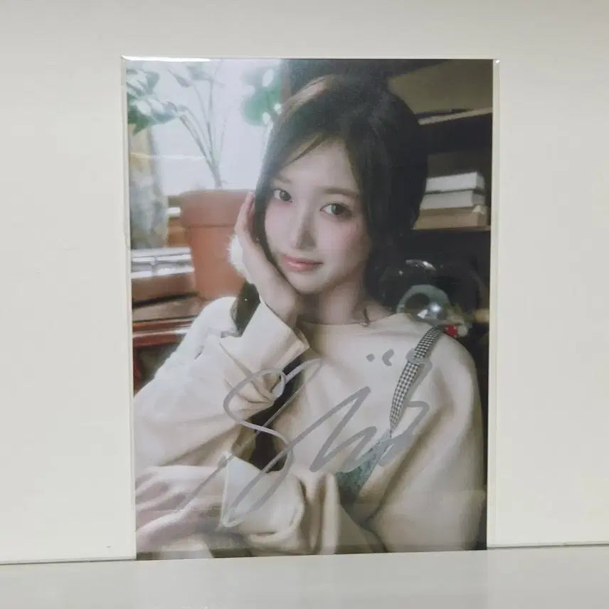 [SOLD OUT] 아이브 이서 친필 싸인 엽서 포스터 포카 싸포