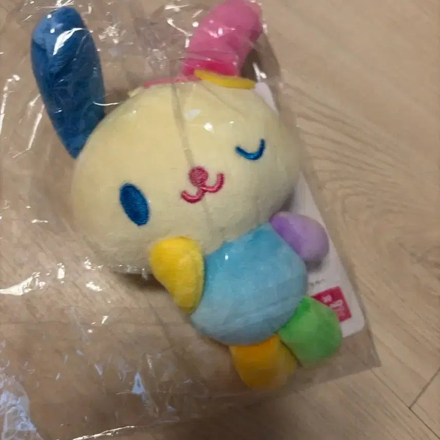 [BUNJANG] Usahana x Avail Collaboration Wink Mascot Plush / 우사하나 어베일 콜라보 윙크 마스코트