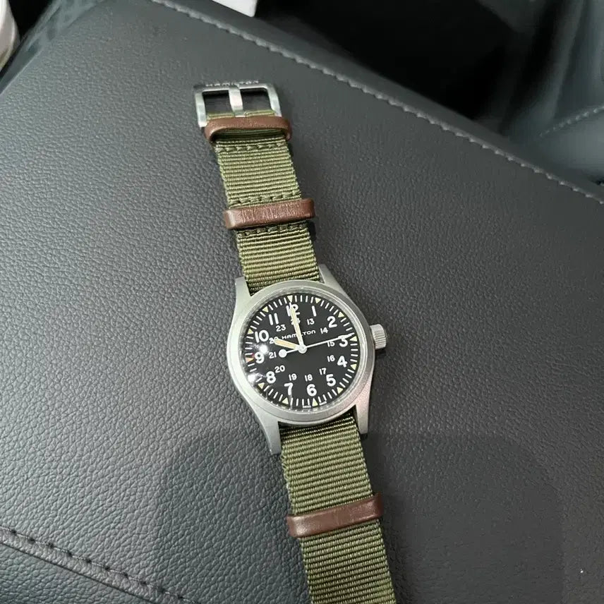 [SOLD OUT] 해밀턴 카키필드 메카니칼(수동) 38mm 판매합니다