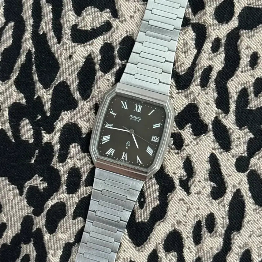 [BUNJANG] Seiko 80s Vintage Roman Index Quartz Watch / 80s 빈티지 세이코 로마인덱스쿼츠 [희귀]