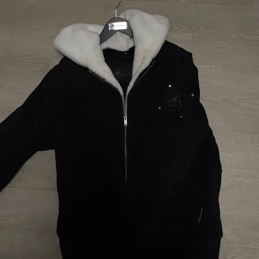 [BUNJANG] Moose Knuckles Bunny Sweater Black / 무스너클 버니스웨터