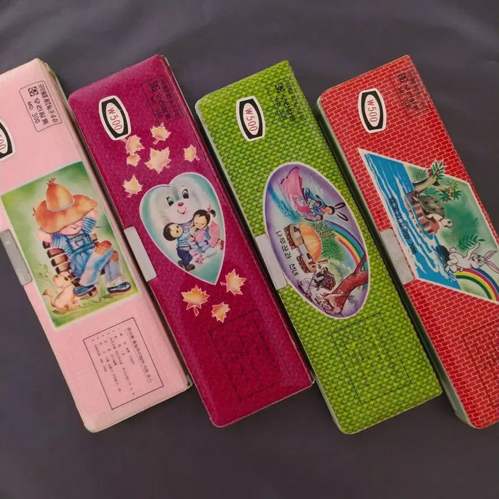 [BUNJANG] Vintage Magnet Pencil Case / 옛날 추억의 자석필통 / 고전 문구 빈티지 인테리어 소품 근현대사