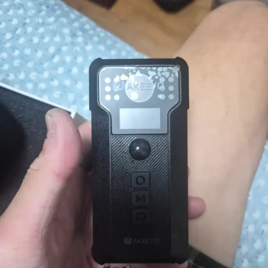 [BUNJANG] AKYEYO AKY-M1Pro Camcorder with SD Card / 새상품 SD카드 포함 AKYEYO AKY-M1Pro
