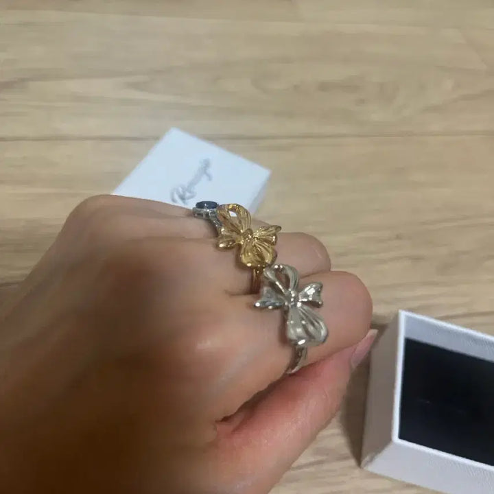 [SOLD OUT] Remagie 리본 반지 옐로우골드/실버 일괄