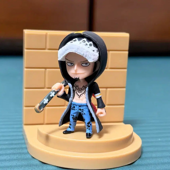 [BUNJANG] One Piece Trafalgar Law Dressrosa Figure / 원피스 거치대 피규어 트라팔가로우